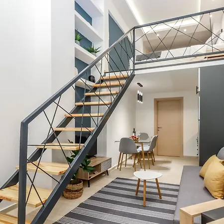 Click Memory And Loft Next To Center Салоники